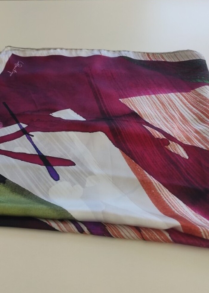 La boutique sura ipek eşarp  - Görsel 4