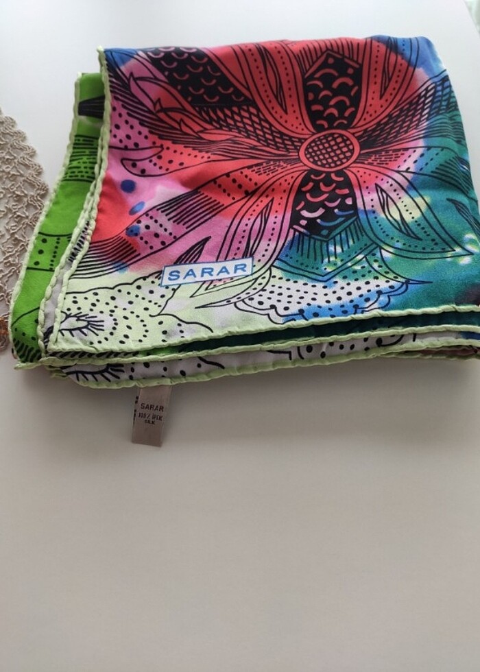 Sarar sura ipek eşarp  - Görsel 2