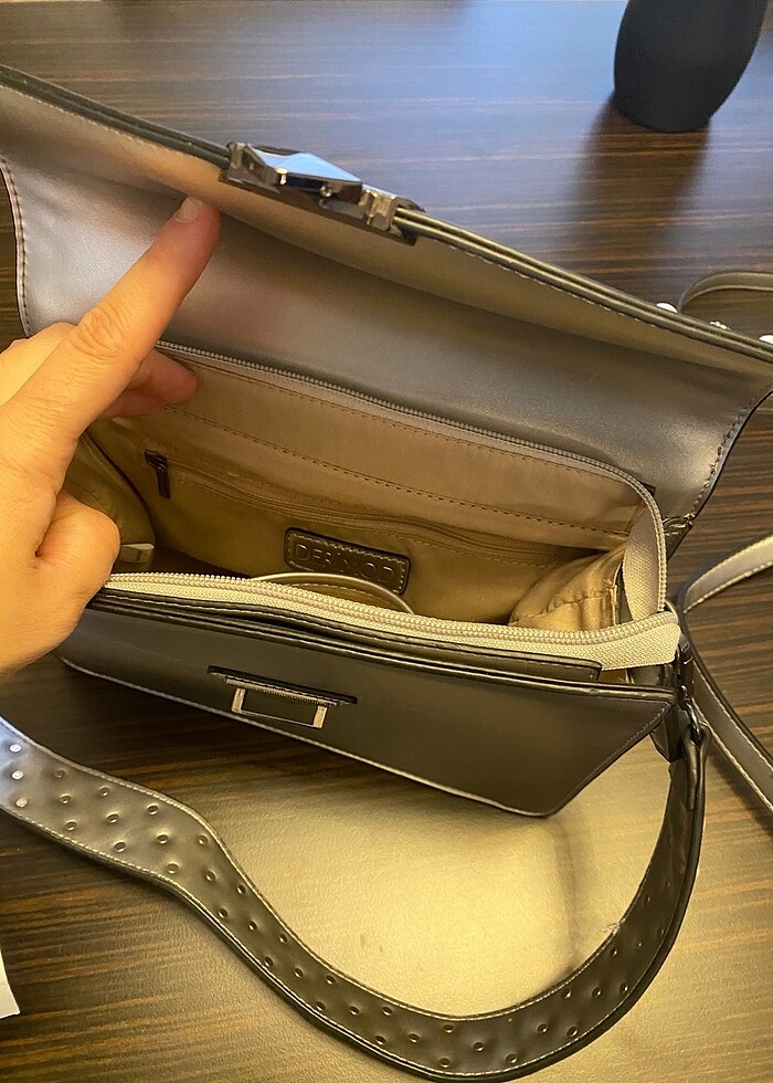 Derimod çanta - Görsel 3