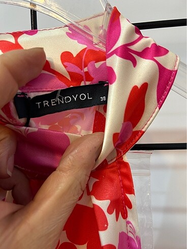 TEENDYOL ÇİÇEKLİ ELBİSE - Görsel 4