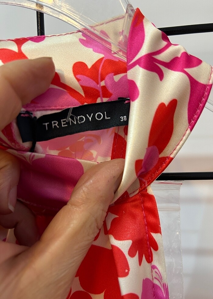 TEENDYOL ÇİÇEKLİ ELBİSE - Görsel 4