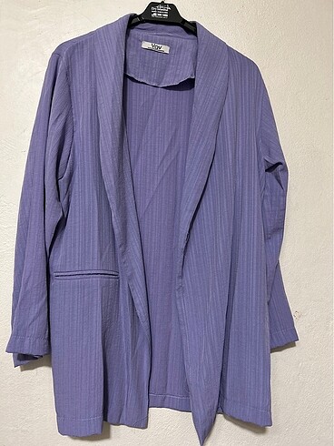 TREND DÖKÜMLÜ TRİL CEKET - Görsel 4