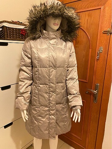 Az kullanılmış mont