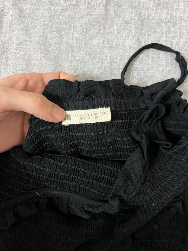 Siyah Fırfırlı Midi Askılı Elbise - Görsel 2