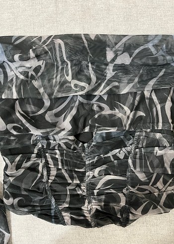 Gri Baskılı Straplez Drapeli Bluz - Görsel 2