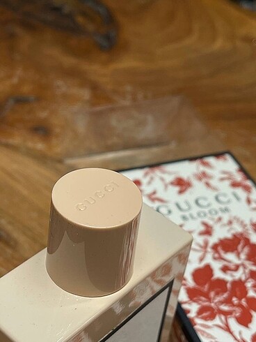  Beden Gucci Bloom