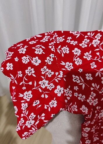 Çiçekli bluz hiç kullanılmadı  - Görsel 4