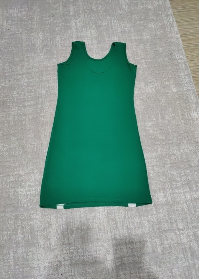 Yeşil elbise  - Görsel 4