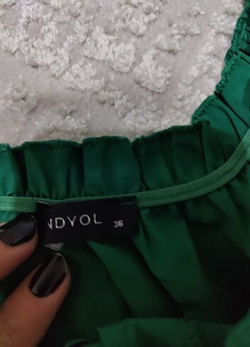 Yeşil elbise - Görsel 5