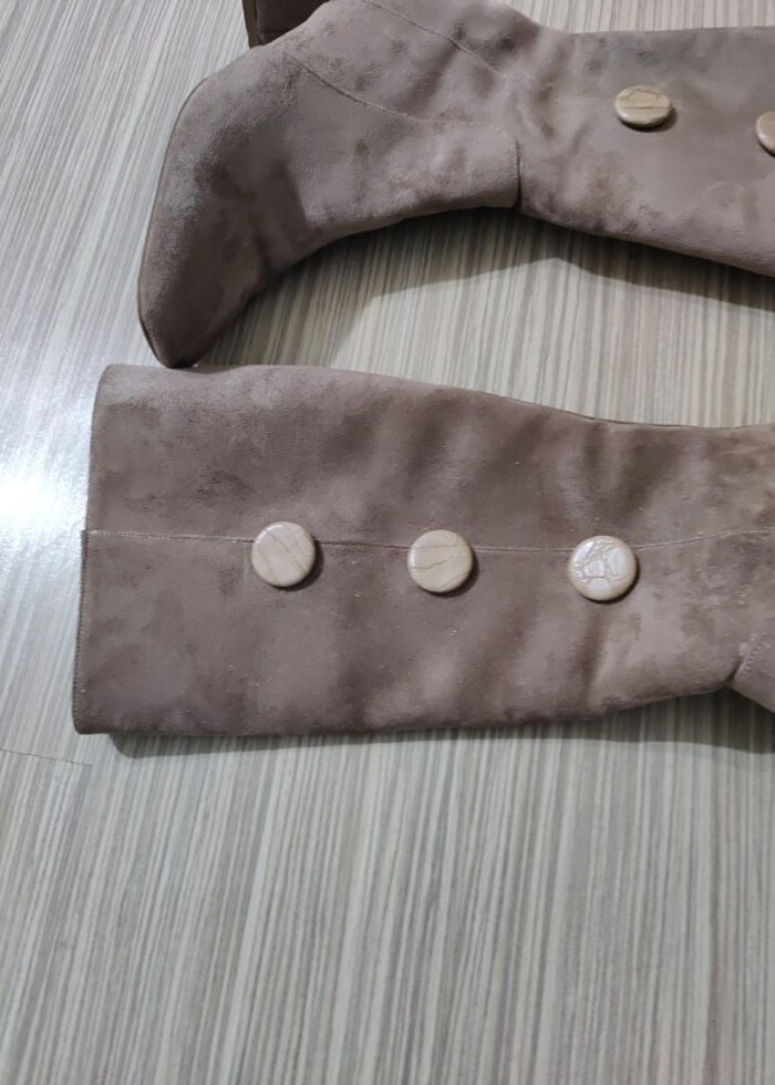 Yepyeni bej süet çizme  - Görsel 2
