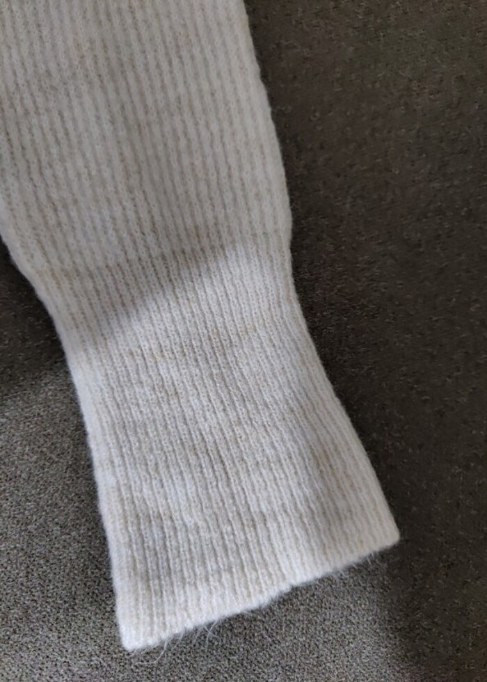 Yepyeni yün kazak  - Görsel 2