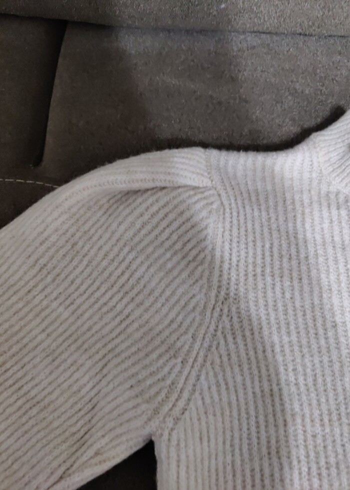 Yepyeni yün kazak  - Görsel 4