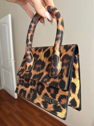 Jacquemus Jacquemus leopar çanta