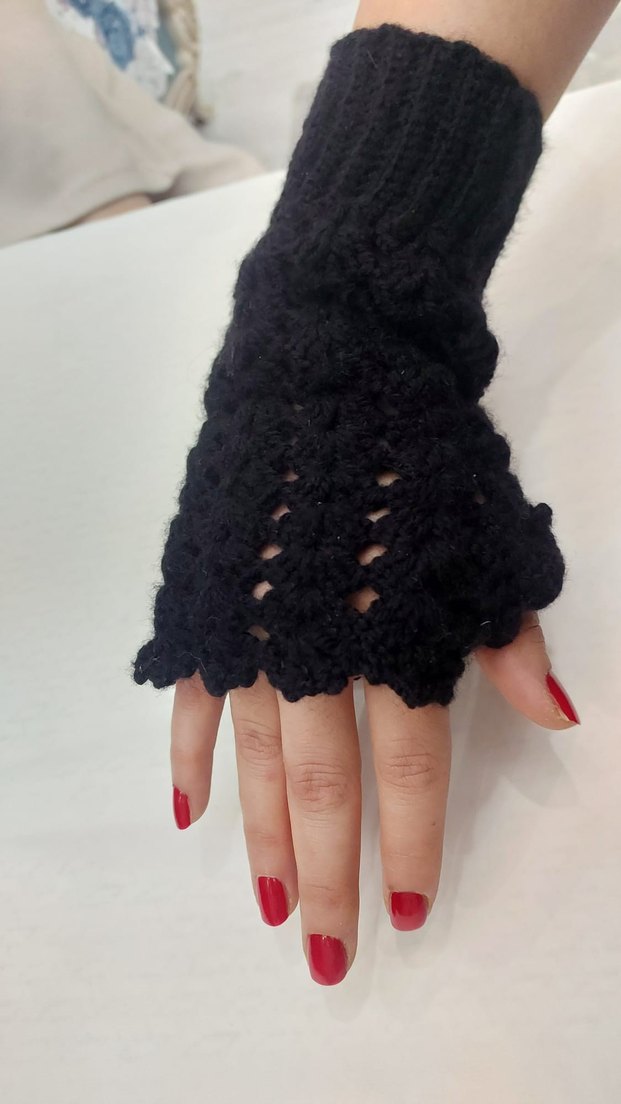 Örgü Gotik Parmaksız Eldiven - Görsel 4