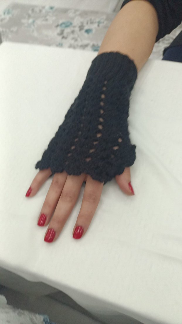 Örgü Gotik Parmaksız Eldiven - Görsel 3