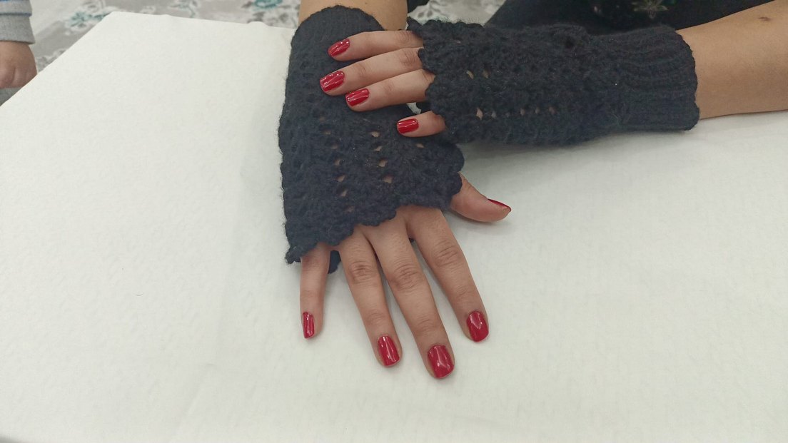 Örgü Gotik Parmaksız Eldiven - Görsel 2