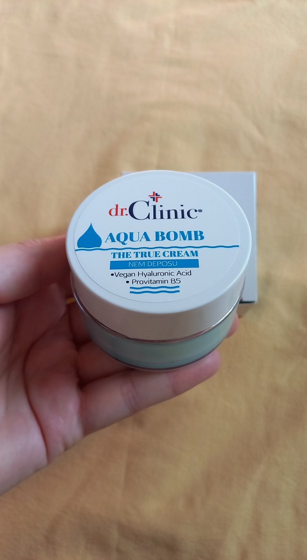 Dr. Clinic Aqua Bomb Nemlendirici El Kremi 50ml. - Görsel 3