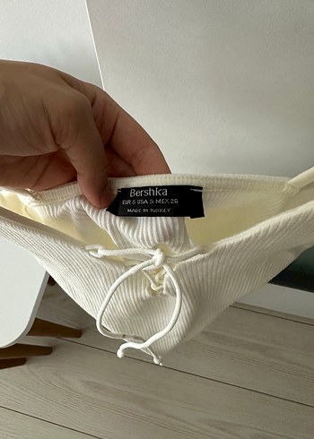 Bershka Beyaz Minimalist Kadın Bodysuit