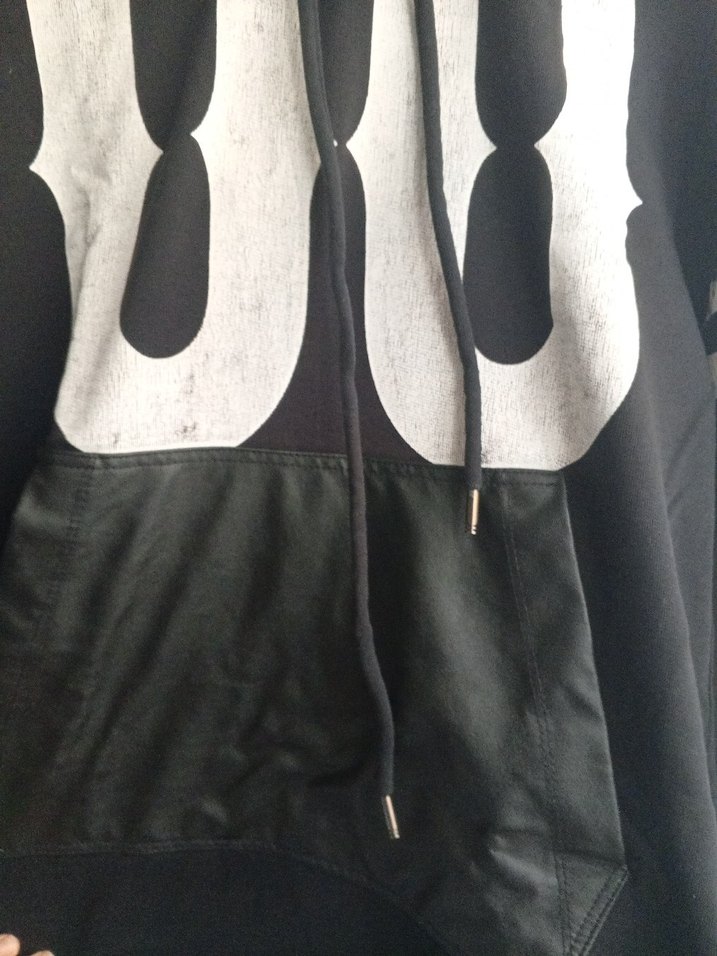 Siyah Kapüşonlu yanları ve kolları fermuarli sweatshirt - Görsel 5