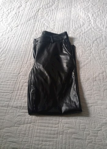 Kadın Siyah Deri Midi Pantolon - Görsel 3