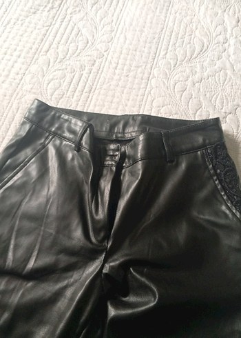 Kadın Siyah Deri Midi Pantolon - Görsel 2