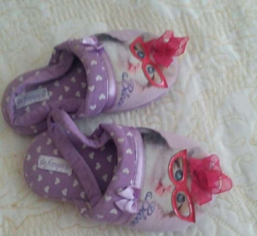 Mor Nakışlı Kız Ev Terliği - Görsel 2