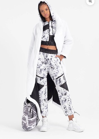 Kadın Uzun Beyaz puf kaban - Görsel 6