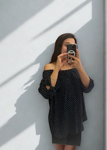 Puantiye Desenli Siyah Transparan Bluz