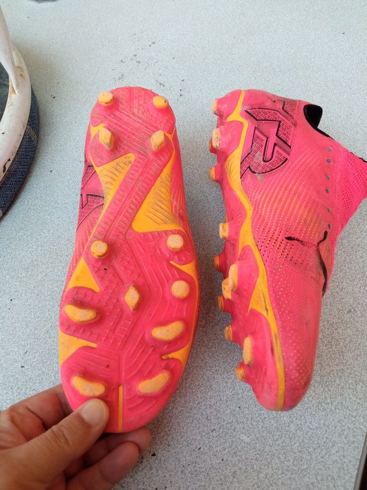 Pembe Erkek Futbol Ayakkabısı Velcro - Görsel 2