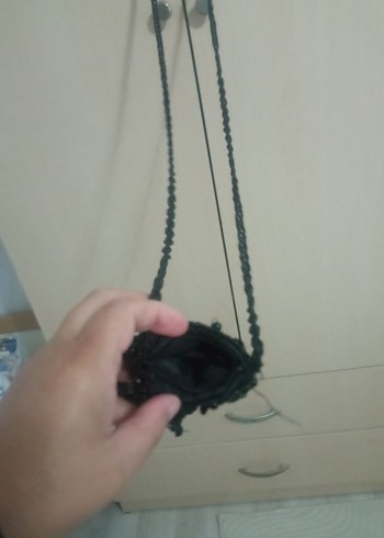 Siyah Zincir Detaylı Kadın El Zinciri - Görsel 5