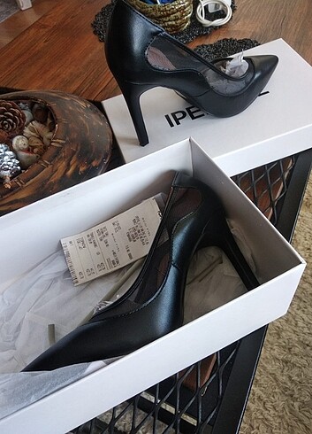 İpekyol stiletto