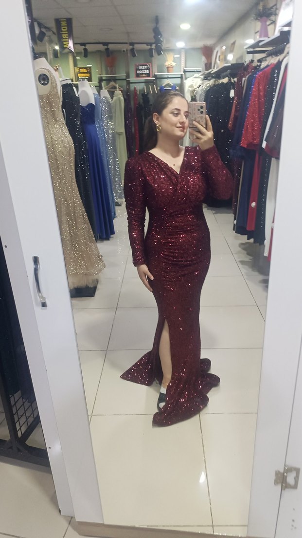 Bordo Parlak Uzun Drapeli V Yaka Abiye - Görsel 4