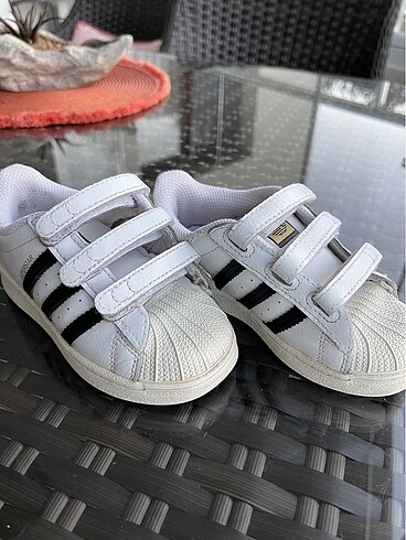 Adidas superstar