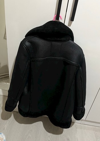 s Beden Siyah Kürklü Kadın Ceket stradivarius