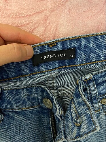 Trendyol & Milla Trendyolmilla pantolon 34 beden az kullandı defosu yoktur