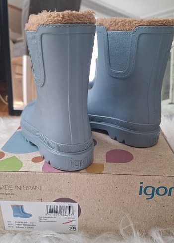 25 Beden gri Renk igor bot 25 numara