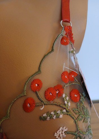 Kırmızı Nakışlı Bohem Sütyen ve Külot Takımı - Görsel 8