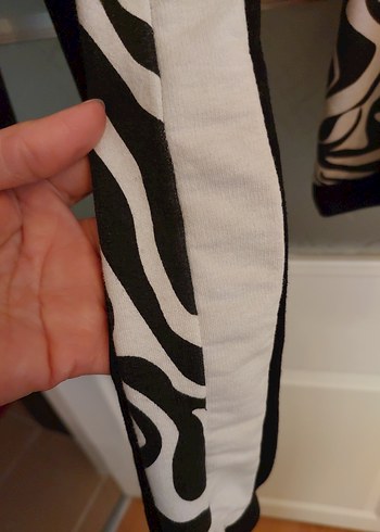 Diğer Zebra Desenli Siyah Mini Eşofman Takımı