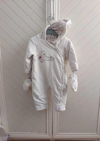 Kız Bebek Nakışlı Beyaz Astronot Tulumu - Görsel 3