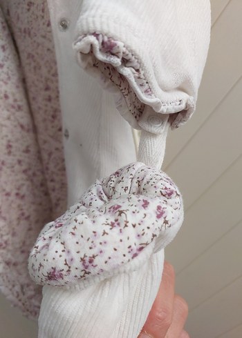 Kız Bebek Nakışlı Beyaz Astronot Tulumu - Görsel 6