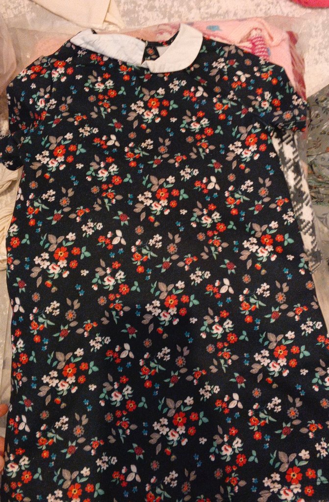 Çiçek Desenli Kız Bluzu, V Yakalı, Uzun Kollu - Görsel 2