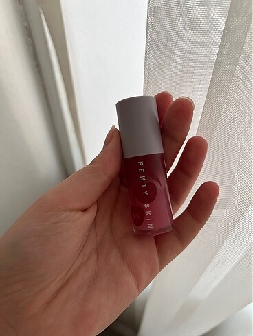 FENTY BEAUTY LİP OİL