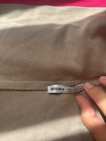 m Beden camel Renk Bershka M beden bluz