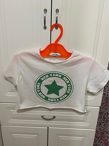 BERSHKA CROP