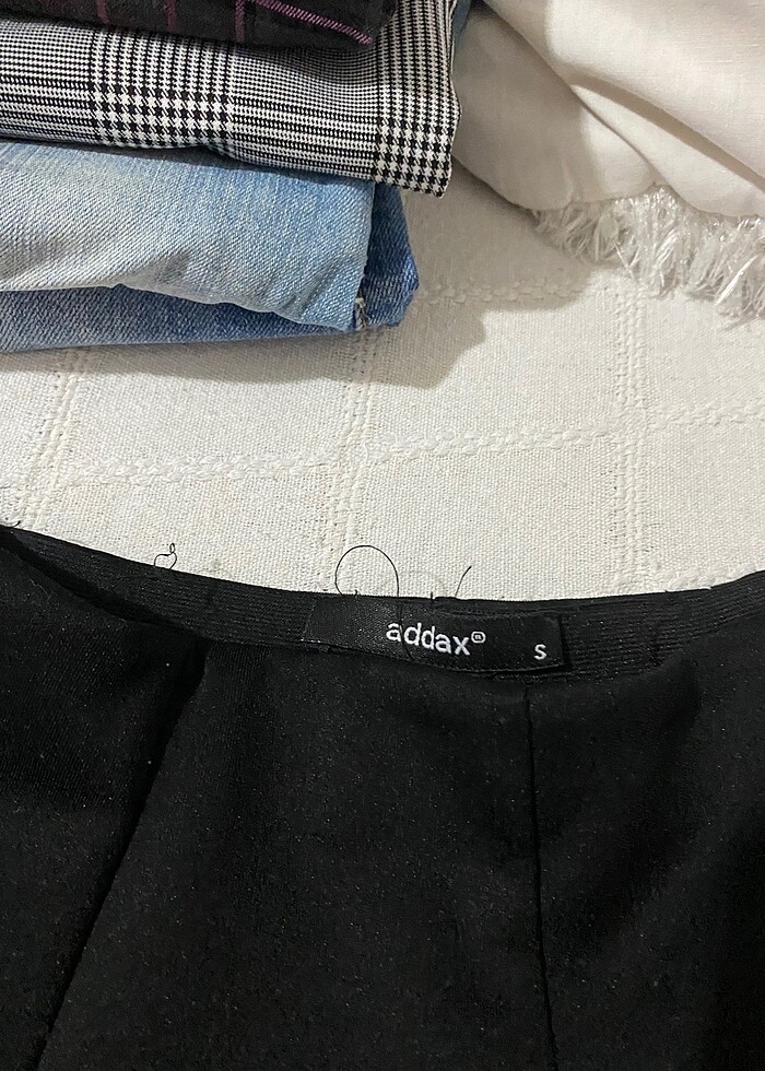 SİYAH ETEK - Görsel 2