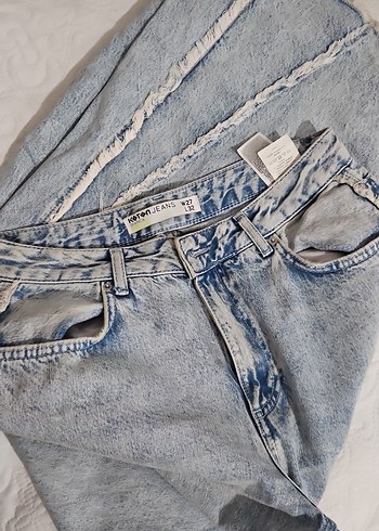 Düğmeli, bol kesim midi kot pantolon - Görsel 2