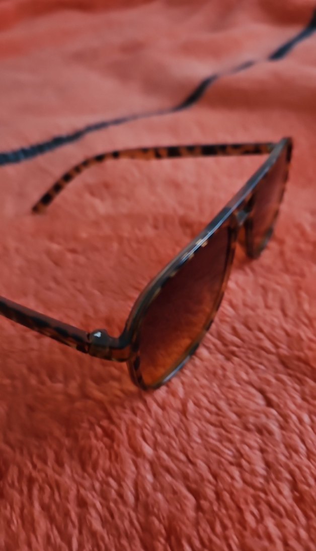 Kahverengi Kürklü Kadın Güneş Gözlüğü - Görsel 3