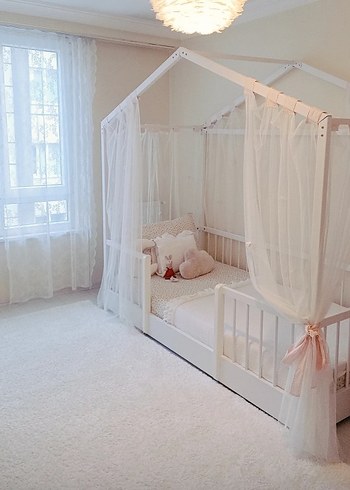 Beyaz Çocuk Yatak Çerçevesi Tül Perde Detaylı - Görsel 3