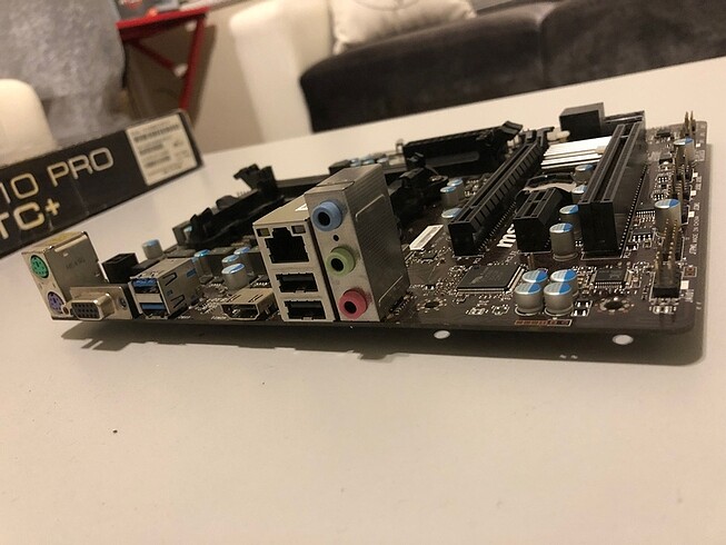 MSİ A68-HM V2 DDR 3 ANAKART