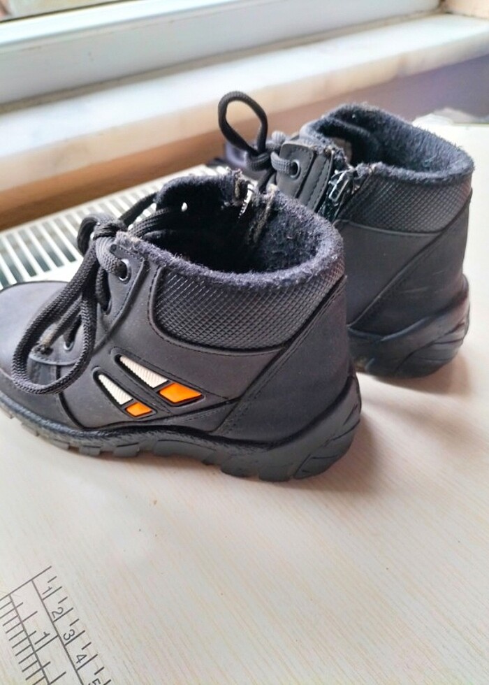 Erkek çocuk bot - Görsel 3